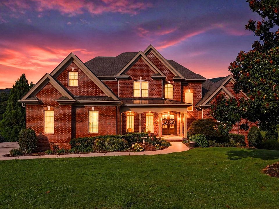1st image of 549 Magnolia Vale Dr