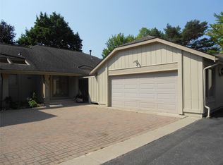 1797 Golf Ridge Dr, Bloomfield, MI