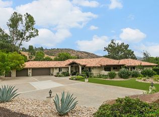 2555 Tunrif Ct, Vista, CA 92084