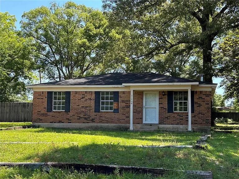 5178 Fairview Highland Dr — Photo 1