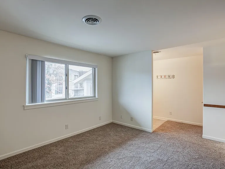 8 E Blackford Ave — Photo 16