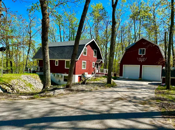 19110 Red Pine Dr, Hillman, MI 49746