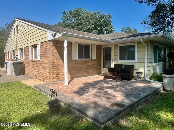 2 D Blue Jay Street, Manchester, NJ 08759