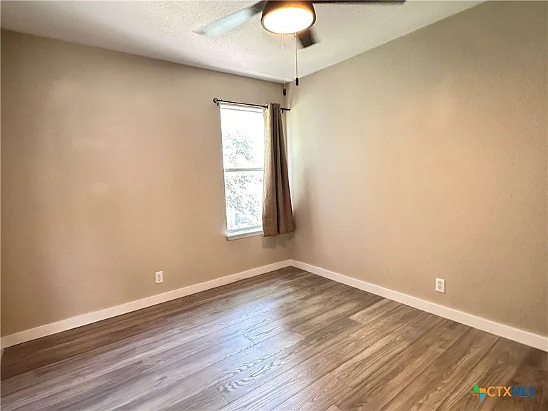 2029 Northview Dr — Photo 25