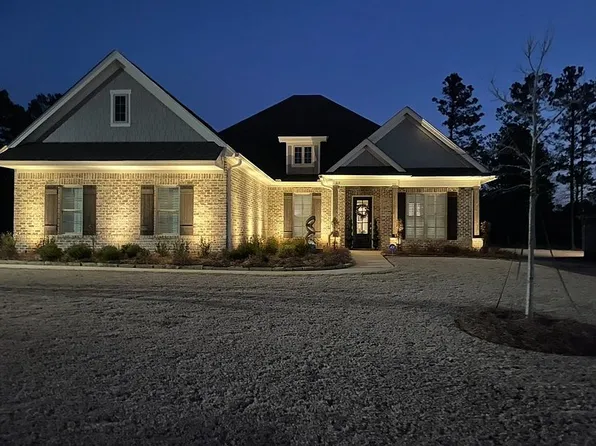 89 Lancelot Ln, Opelika, AL 36801