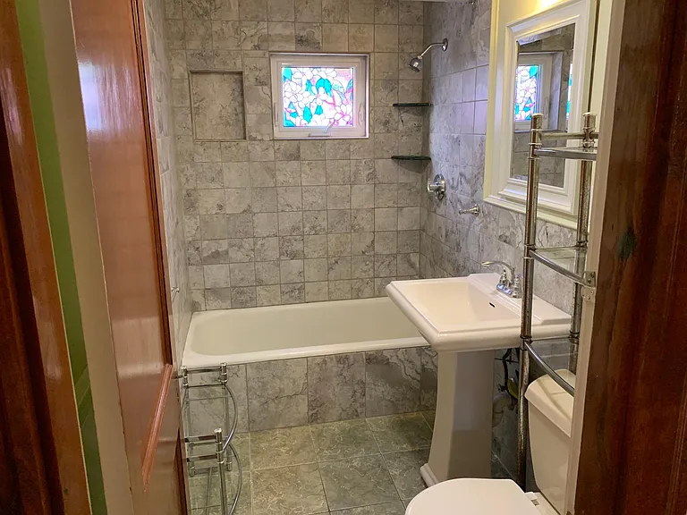 145 Nichols Ave — Photo 8