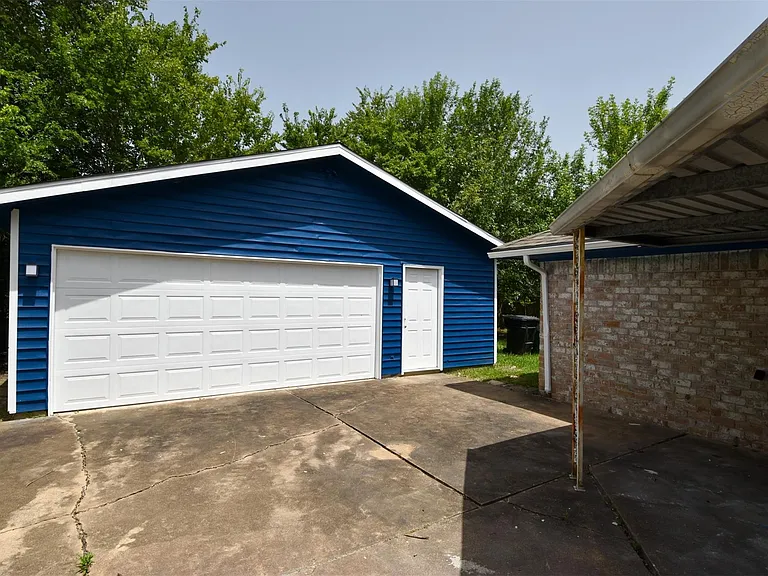 11719 Murr Way — Photo 23