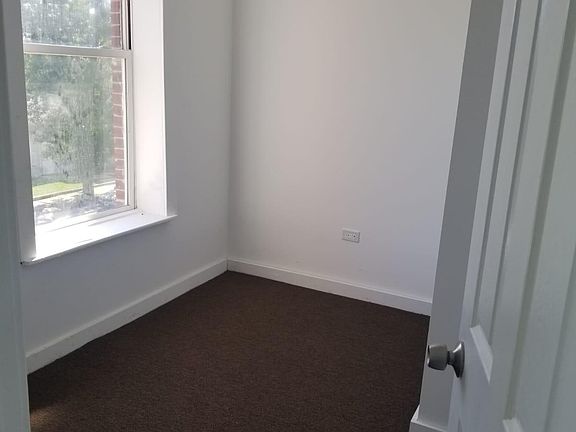 3rd image of 101 Comstock St APT 1