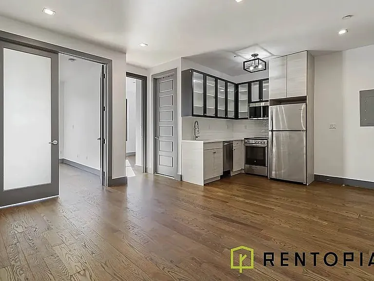 855 De Kalb Ave #402C — Photo 7