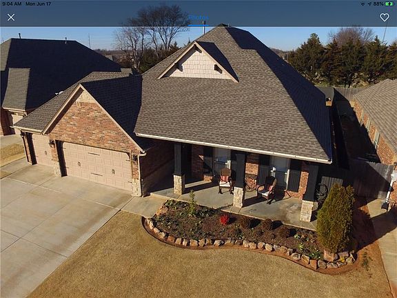 3rd image of 3141 SW 136th Ter