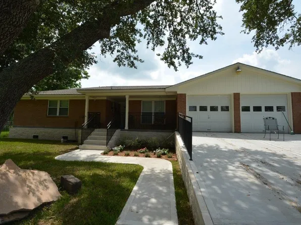 5012 Farmers Rd, Alvin, TX 77511