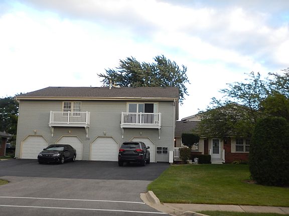 2nd image of 198 Greenway Dr Unit A
