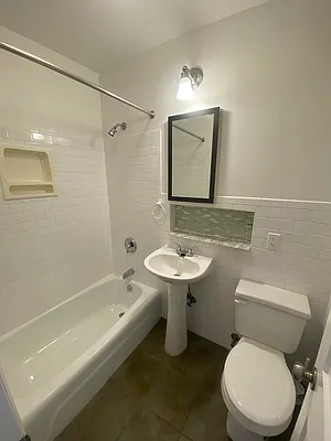 Rented by Compass | media 41