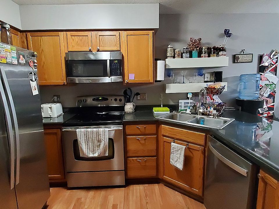 1st image of 349 N Cherokee Dr