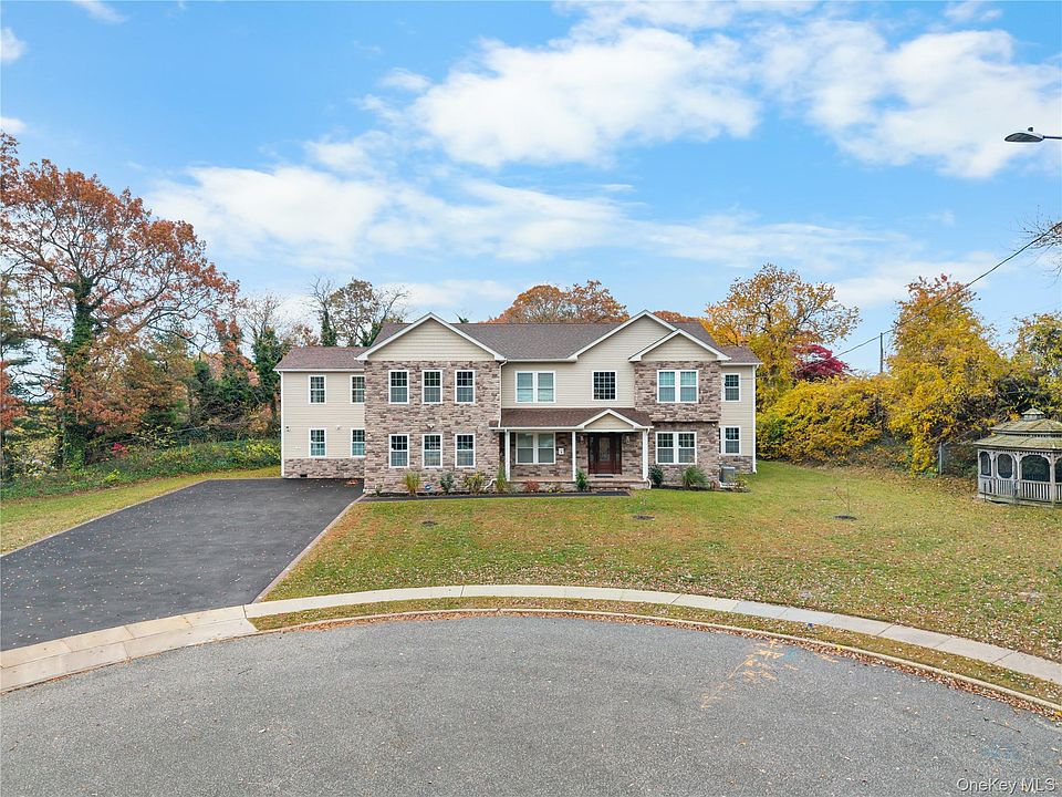 1st image of 4 Coventry Court