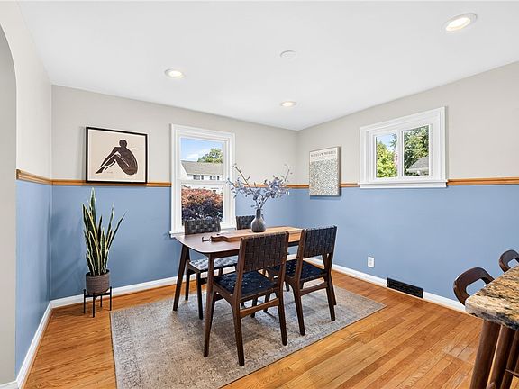 3rd image of 149 Yorkshire Rd