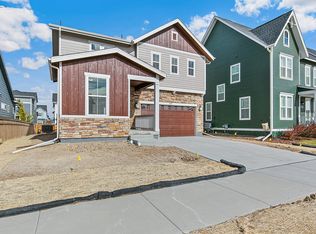 21215 E 61st Dr, Aurora, CO 80019