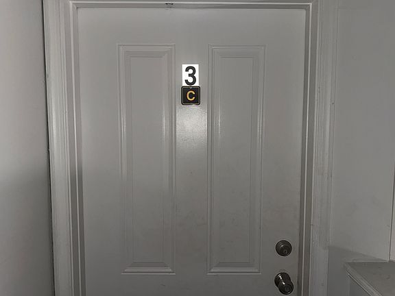2nd image of 2125.5 McCulloh St #3C