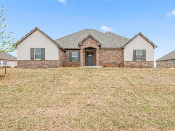 1105 Kimberlin Ln, Tuttle, OK 73089