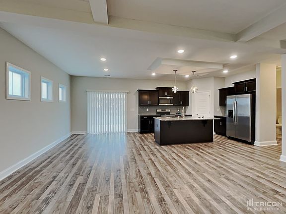 5th image of 1134 Eagles Bluff Dr