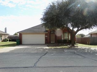 500 Troxell Blvd, Rhome, TX 76078