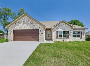 13 Hummingbird Dr, Vilonia, AR 72173