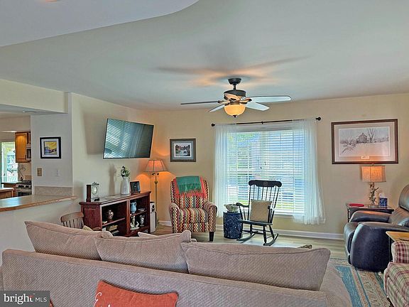 3rd image of 26 Whitehaven Way #13