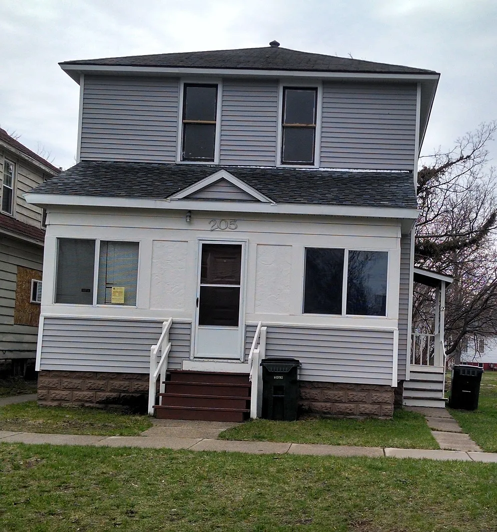 205 Merrill Avenue — Photo 1