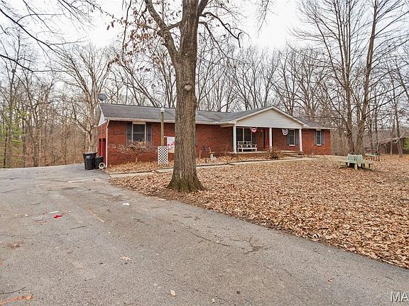 2nd image of 28711 Palomino Dr