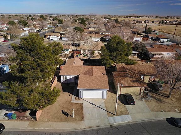 2nd image of 43620 Ponderosa St
