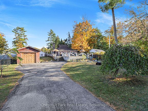 3rd image of 125 River Rd E