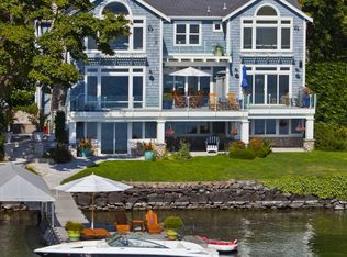 8710 85th Ave SE, Mercer Island, WA 98040