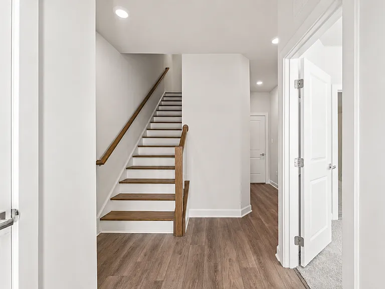 12973 Hattontown Sq — Photo 14