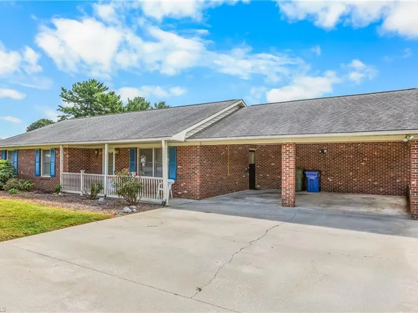 184 Cale Bradley Ct, Winston Salem, NC 27127