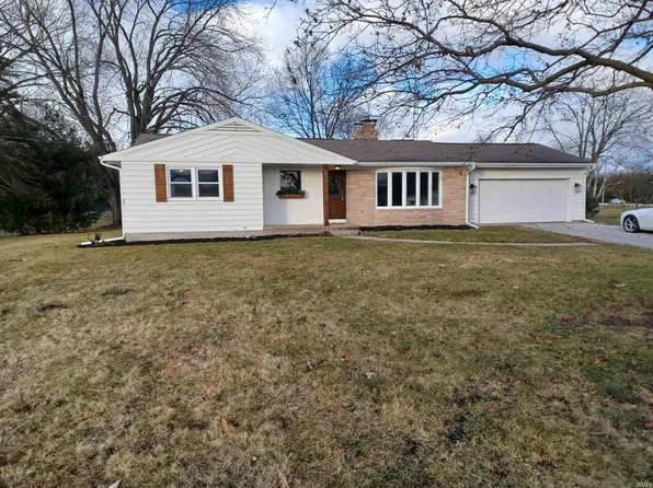 1002 Norwood Dr, North Manchester, IN 46962