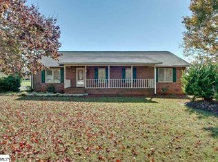 212 Rocky Creek Rd, Inman, SC 29349