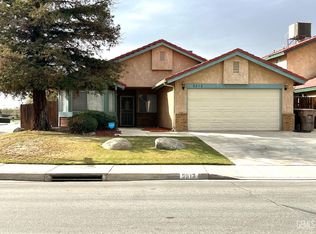 5513 Silver Crossing St, Bakersfield, CA 93313