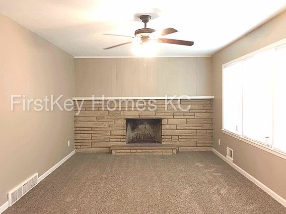 4th image of 7808 Arlington Ave