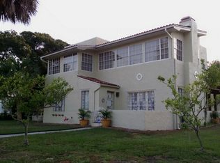 541 Riverside Dr, Ormond Beach, FL 32176