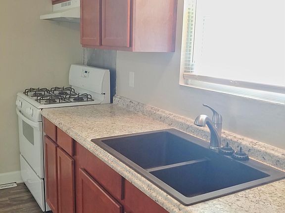 2nd image of 1776 Barksdale Dr