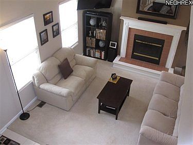 2nd image of 782 Heath Ln