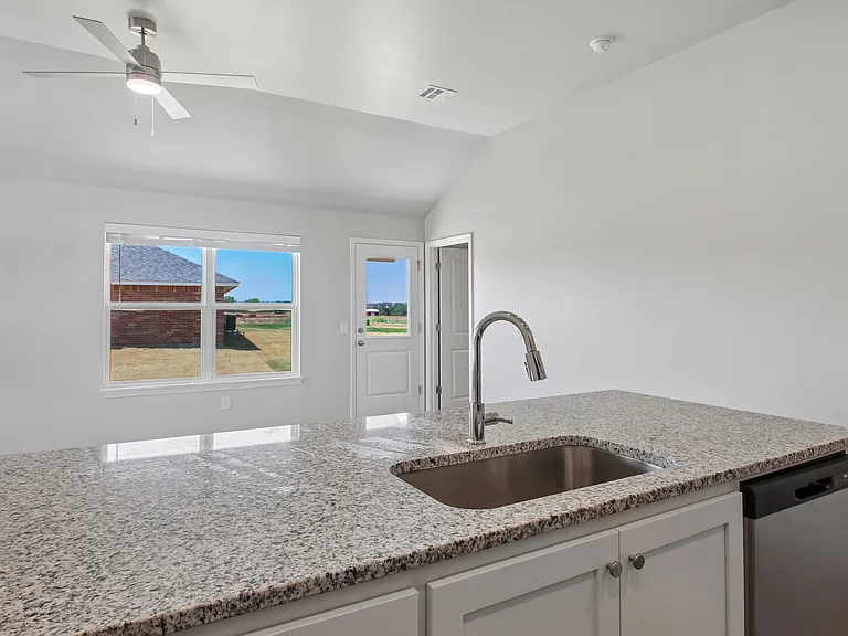 Enclave Estates — Photo 7