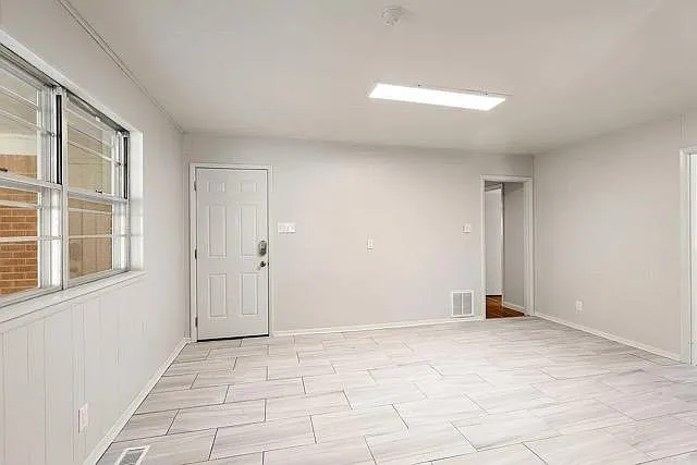 921 N Bryan St #1 — Photo 13
