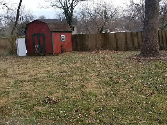 2nd image of 3405 Ayers Dr
