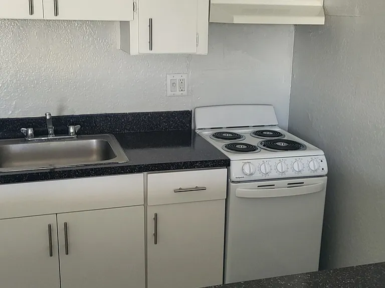 Springwood Villas — Photo 28