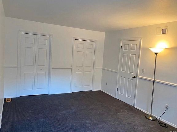 5th image of 9 Homestead Village Dr