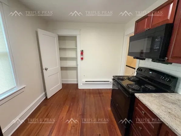 221 Lafayette Ave, Darby, PA