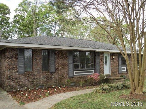 1st image of 2505 Dogwood Dr