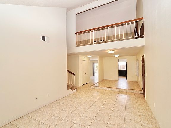 5th image of 10910 Montego Dr