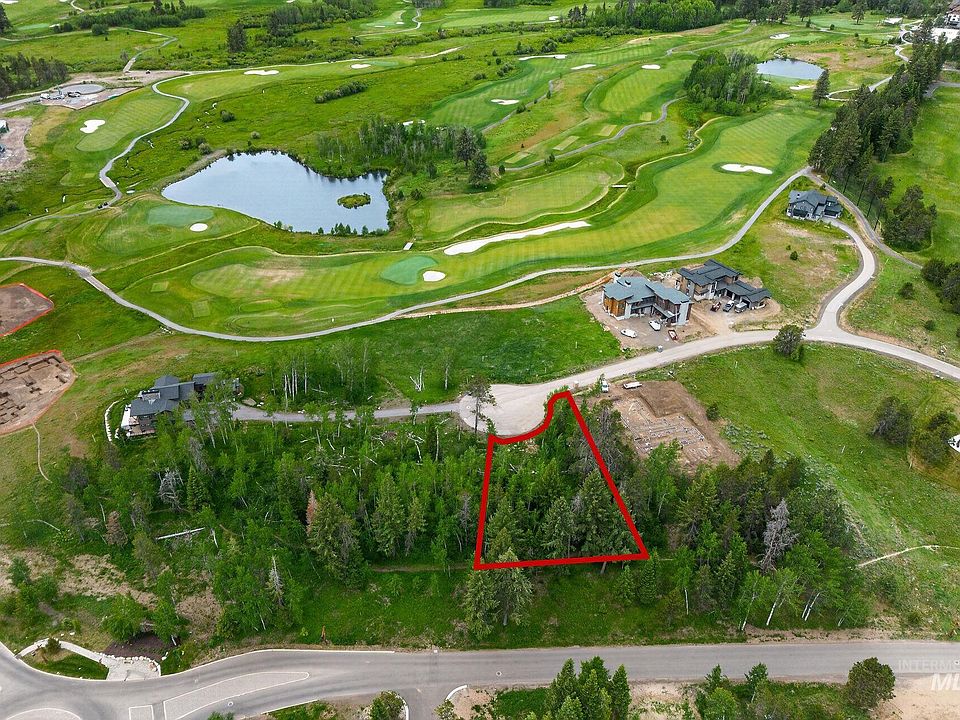 1st image of 30 Aspen Glade Ct
